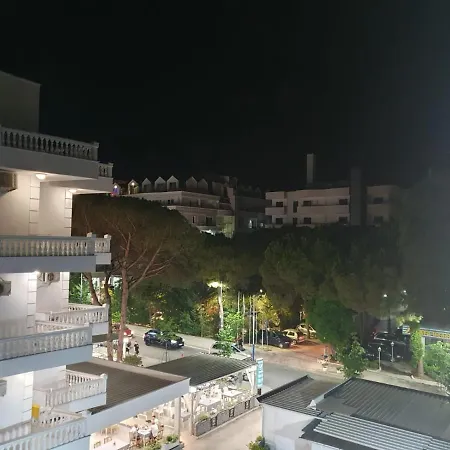 Mali I Robit Apartment Golem (Tirana)
